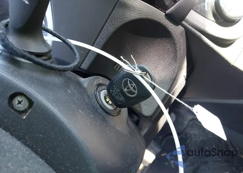 2015 Toyota Corolla S Plus из США, поврежденный, VIN 2T1BURHE5FC249569